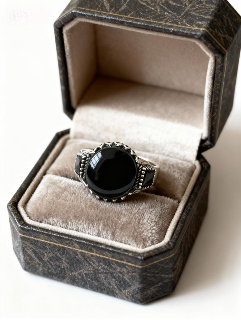 Bague Argent 925 Pierre Onyx Noir Ciselée